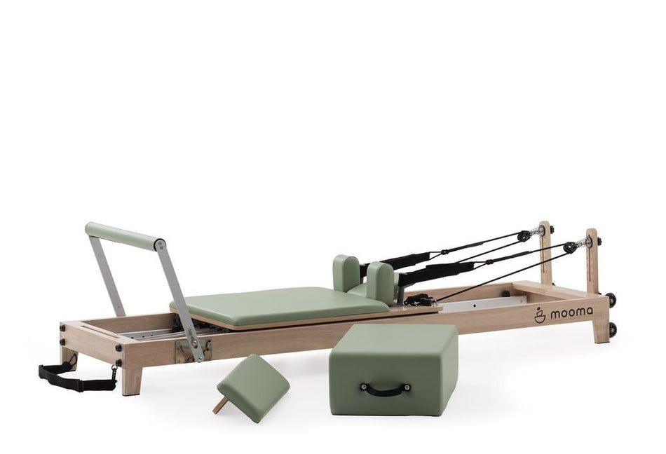 Lettino Reformer classico in legno Mooma